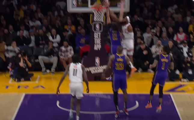 Gražiausias NBA nakties epizodas - monstriškas J. Okogie dėjimas (VIDEO)